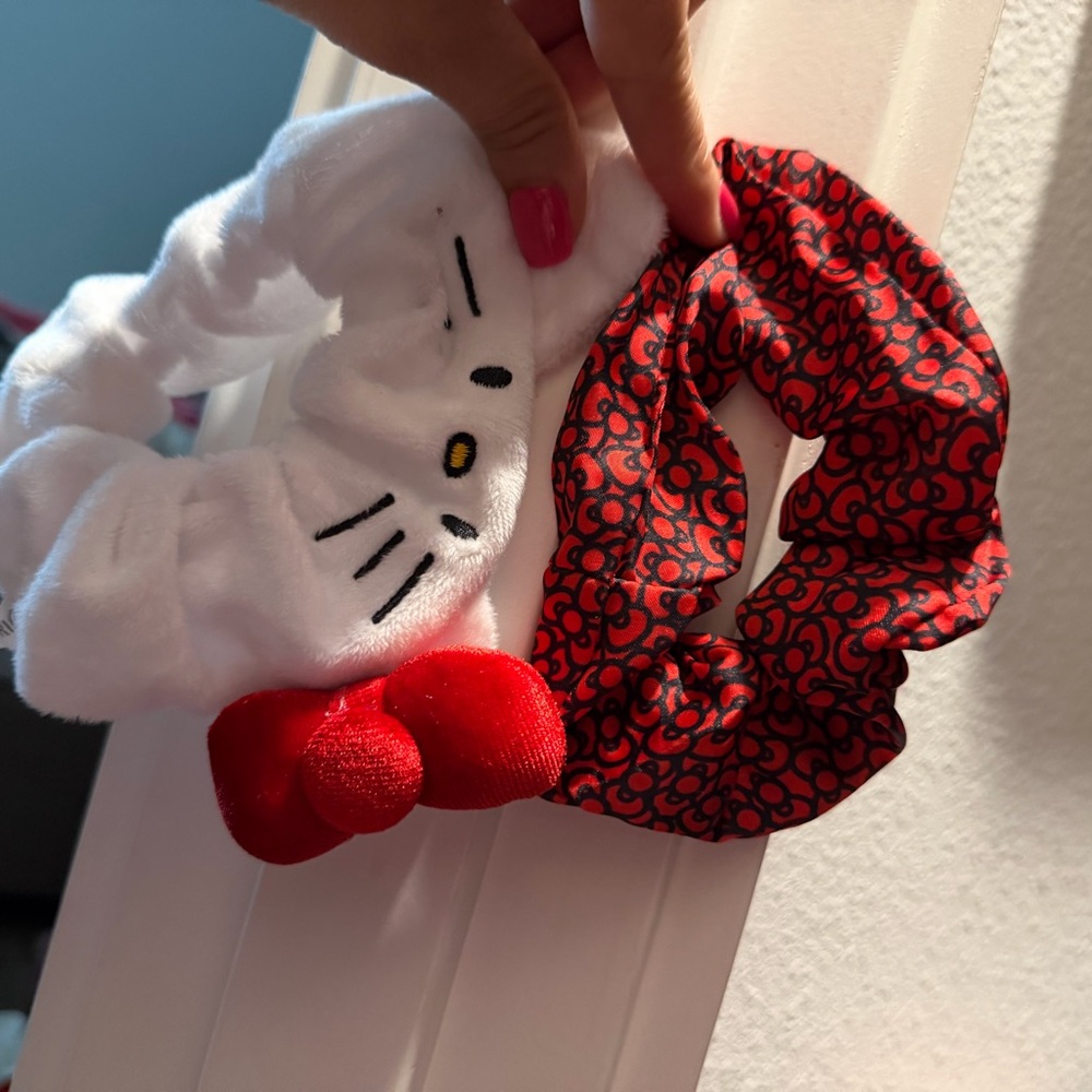 Hello Kitty White and Red Hair Scrunchies